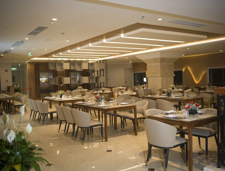 Buffet-sang-trong-da-lat