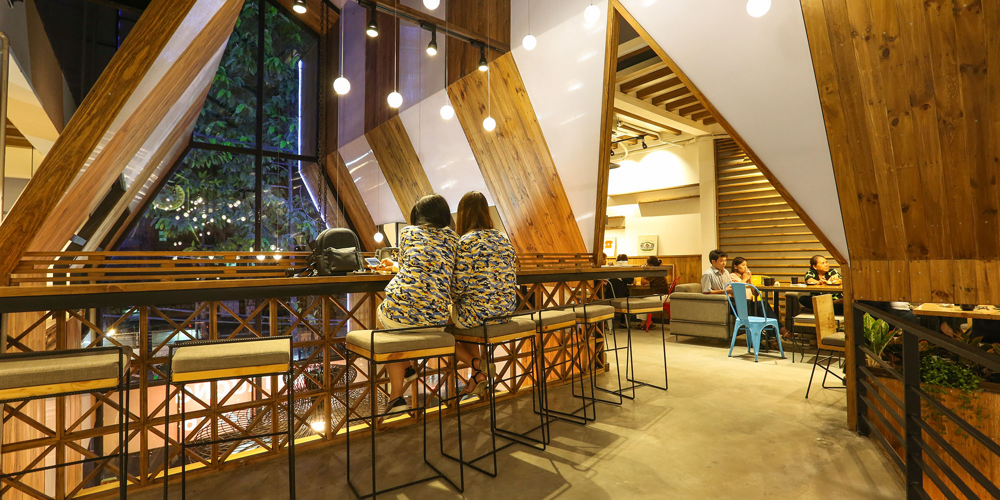 buffet-sang-trong-da-lat 