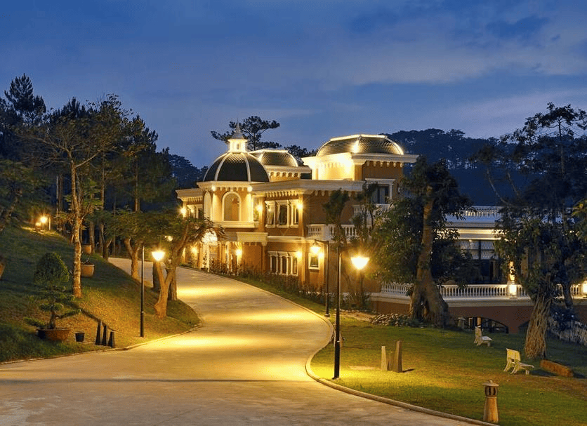 khach-san-to-chuc-team-building-da-lat