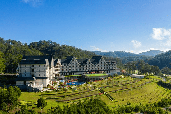 khach-san-to-chuc-team-building-da-lat